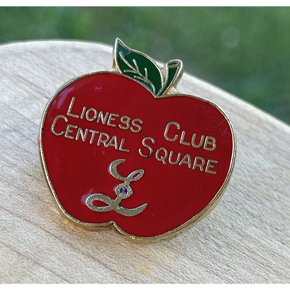 Lion Club‎ Lapel Pin Lioness Club Central Square Apple 1"